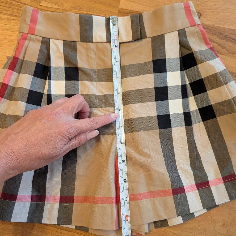 Burberry Girls Nova Check Skort Plaid Pleated Beige Size 6Y (Est.) - Picture 8 of 11